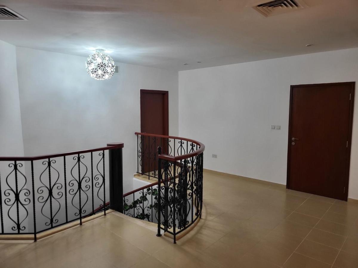 Pirates Bay Hostel Dubai Ngoại thất bức ảnh