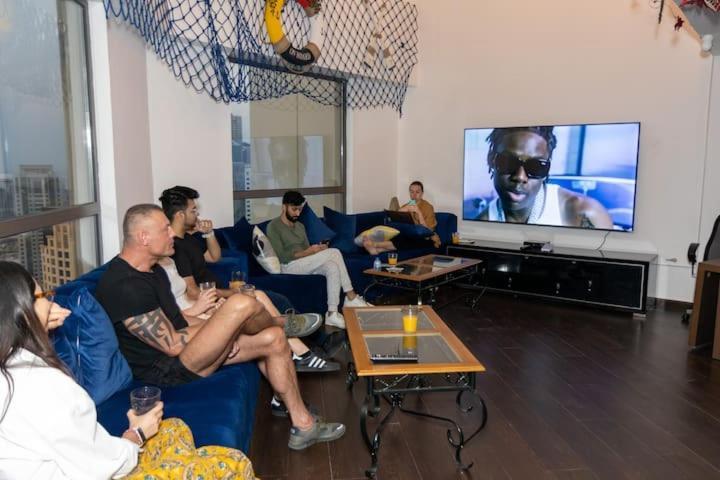 Pirates Bay Hostel Dubai Ngoại thất bức ảnh